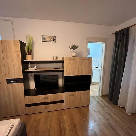 Focus Hun 2 Appartement Miercurea Ciuc Buitenkant foto